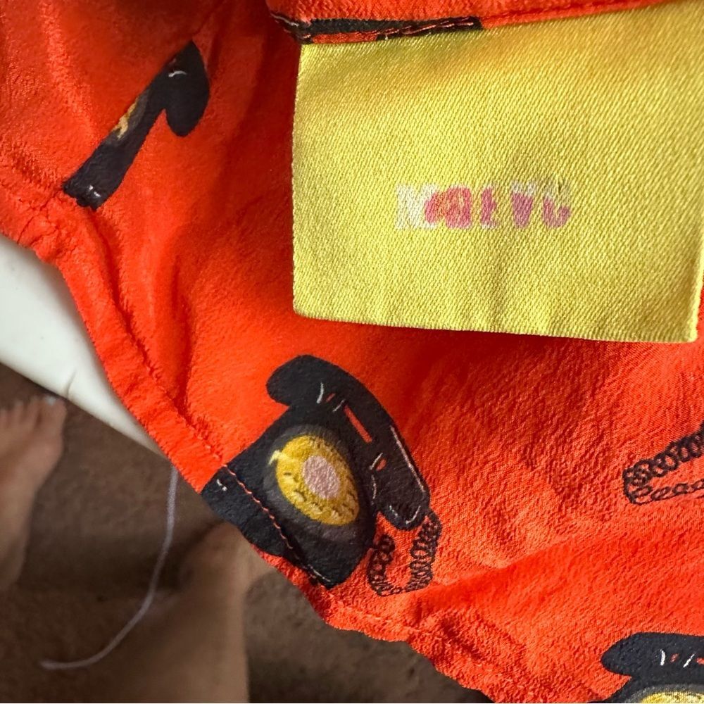 Anthropologie Maeve 52 Conversations Vintage Telephones Blouse 2 100% Silk - Picture 8 of 9